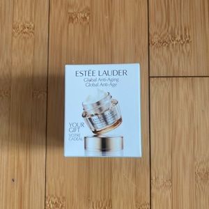 Estée Lauder NWT 0.5oz Revitalizing Supreme Global Anti-Aging Cream